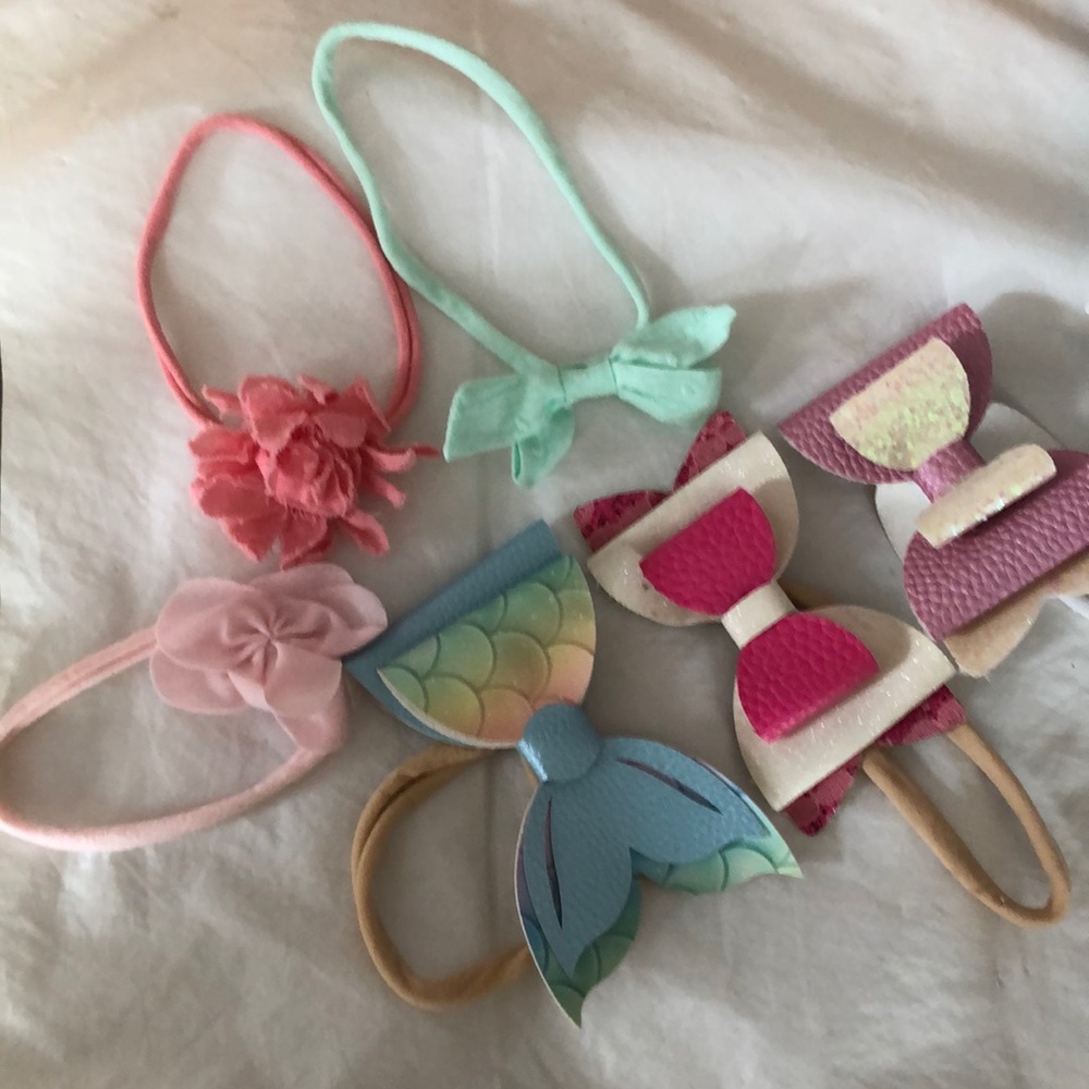 Hair bows